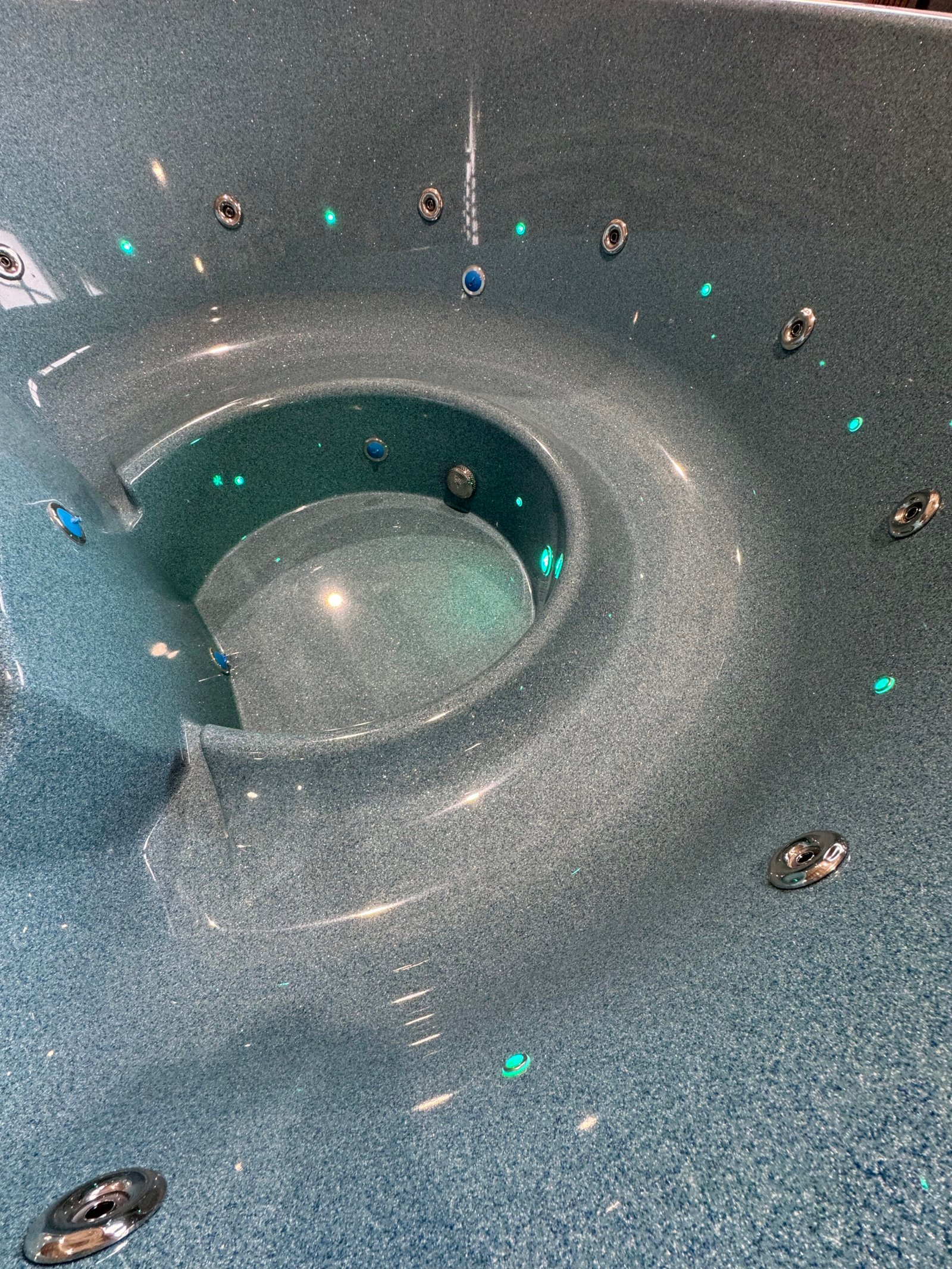 LUXARA 3DG - DELUXE FIBREGLASS 3D Granit HOT TUB 2.2M 6-8 SEATER - Image 9